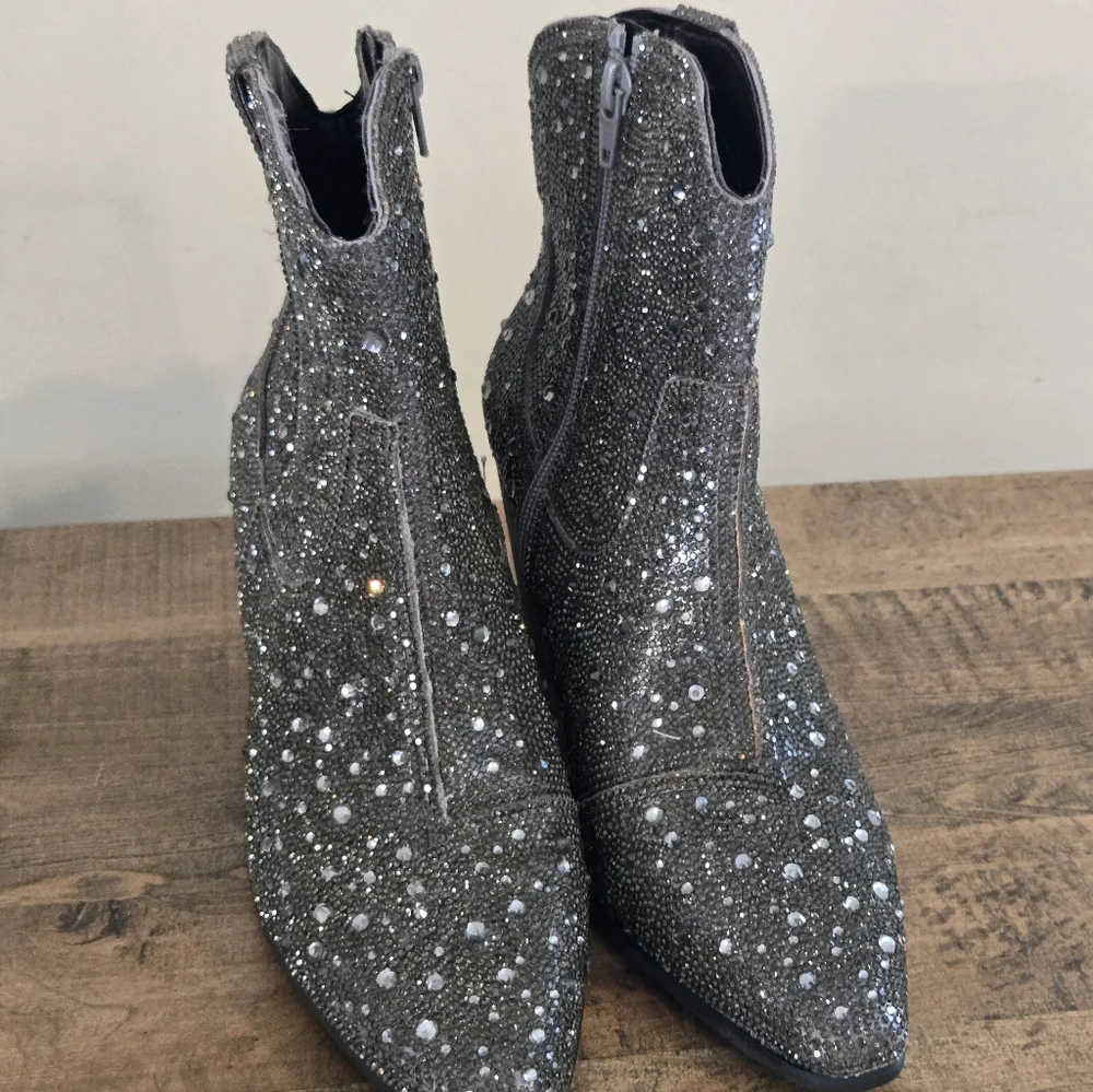 Matisse Shayne Rhinestone Green Ankle Booties Womens Size 7